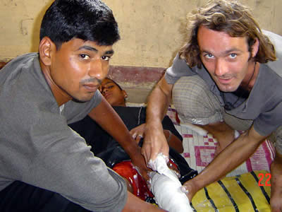 Heiner Janßen (rechts) und Rakesh Kumar Roy (links)